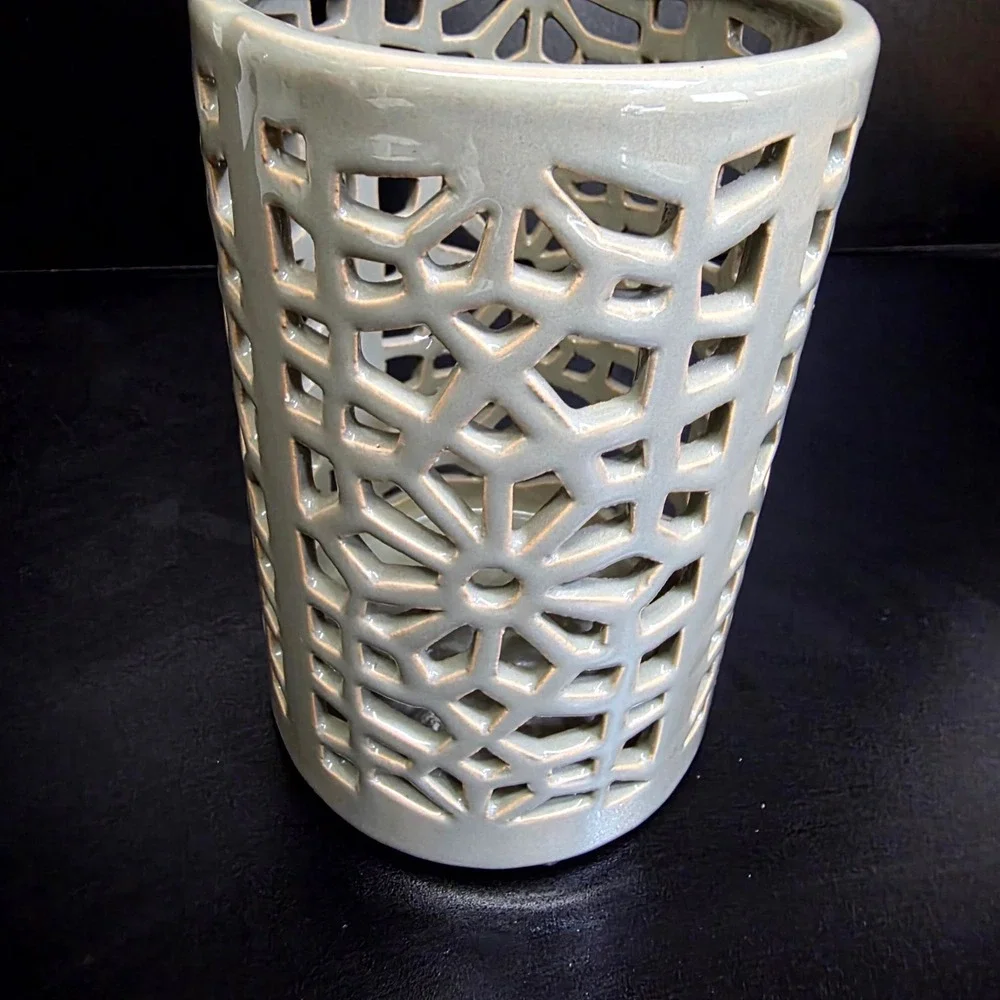 Unbranded Lattice Vase Sage Green Ceramic Geometric Cutout Decor 6.5in Starburst